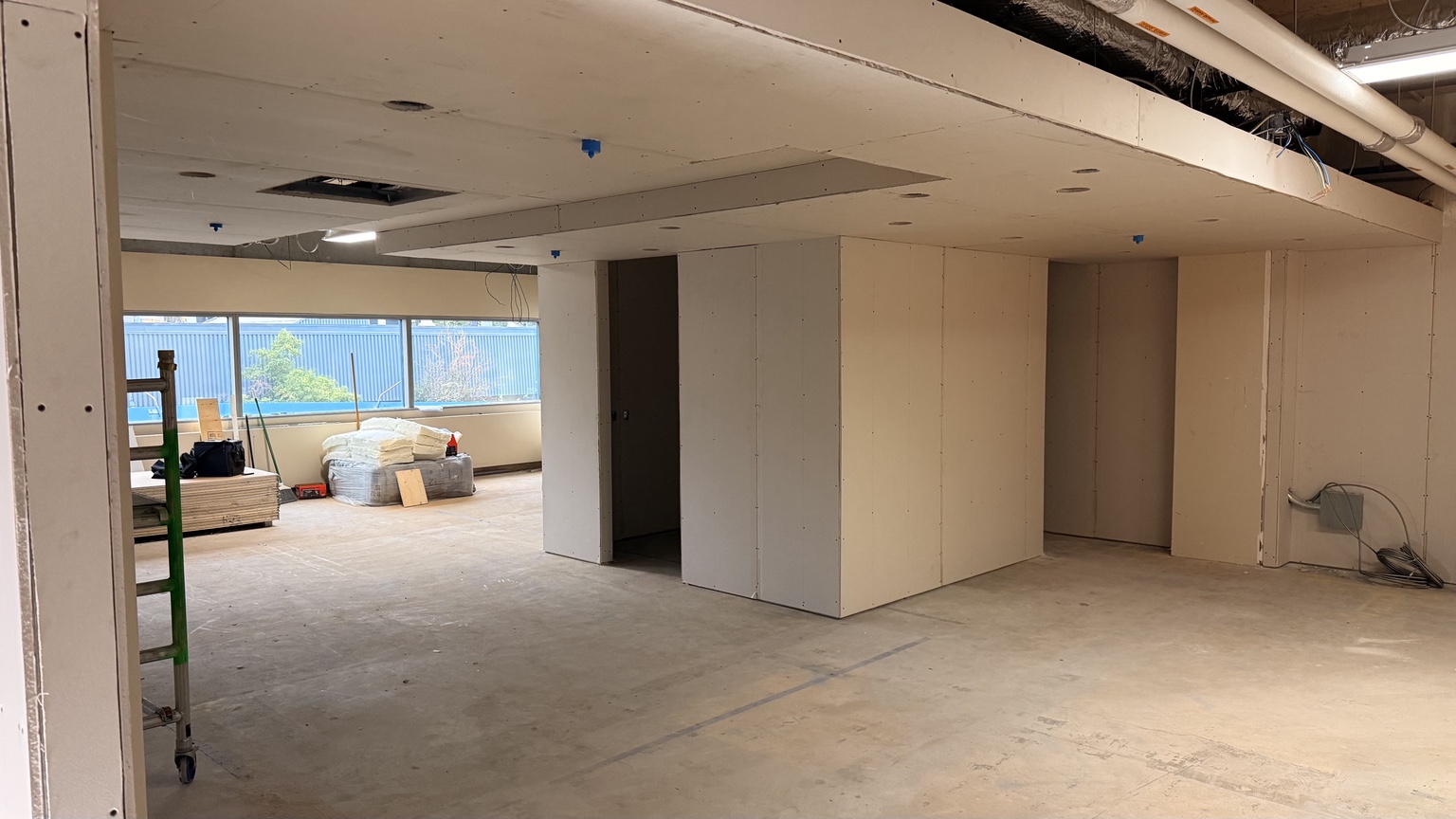 Commercial drywall walls and bulkheads during installation